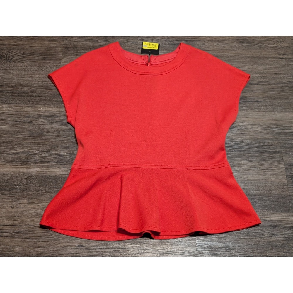 St John Hibiscus Red Knit Peplum Top Cap Sleeve Round Neck K518080 Size‎ 14 NEW